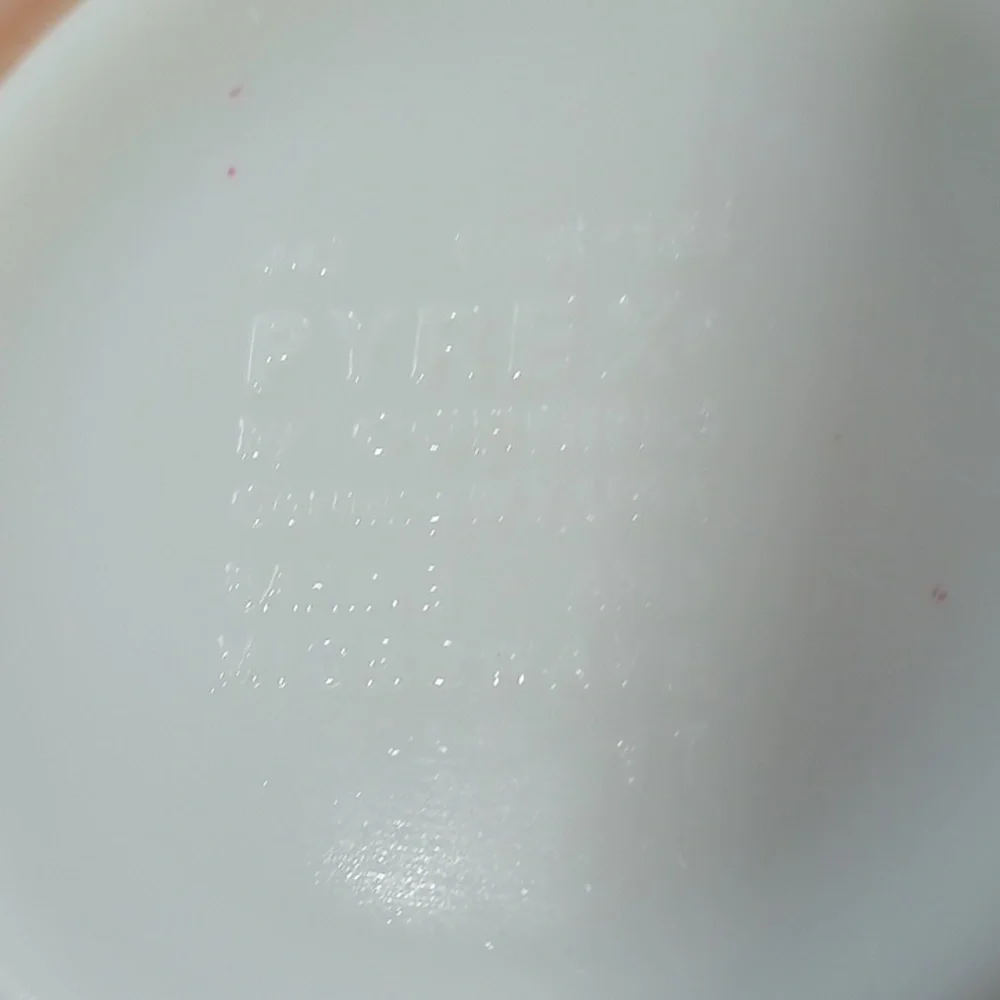 Cinderella Pyrex Bowl Nesting Mixing Bowls Old Orchard Brown 1.5 quart #44